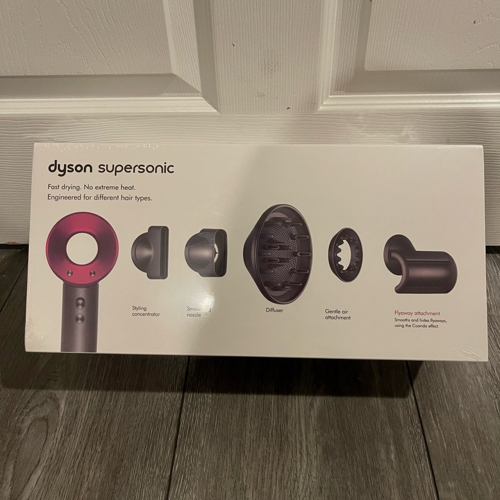 Dyson supersonic hairdryer- BRAND NEW UNOPENED‼️